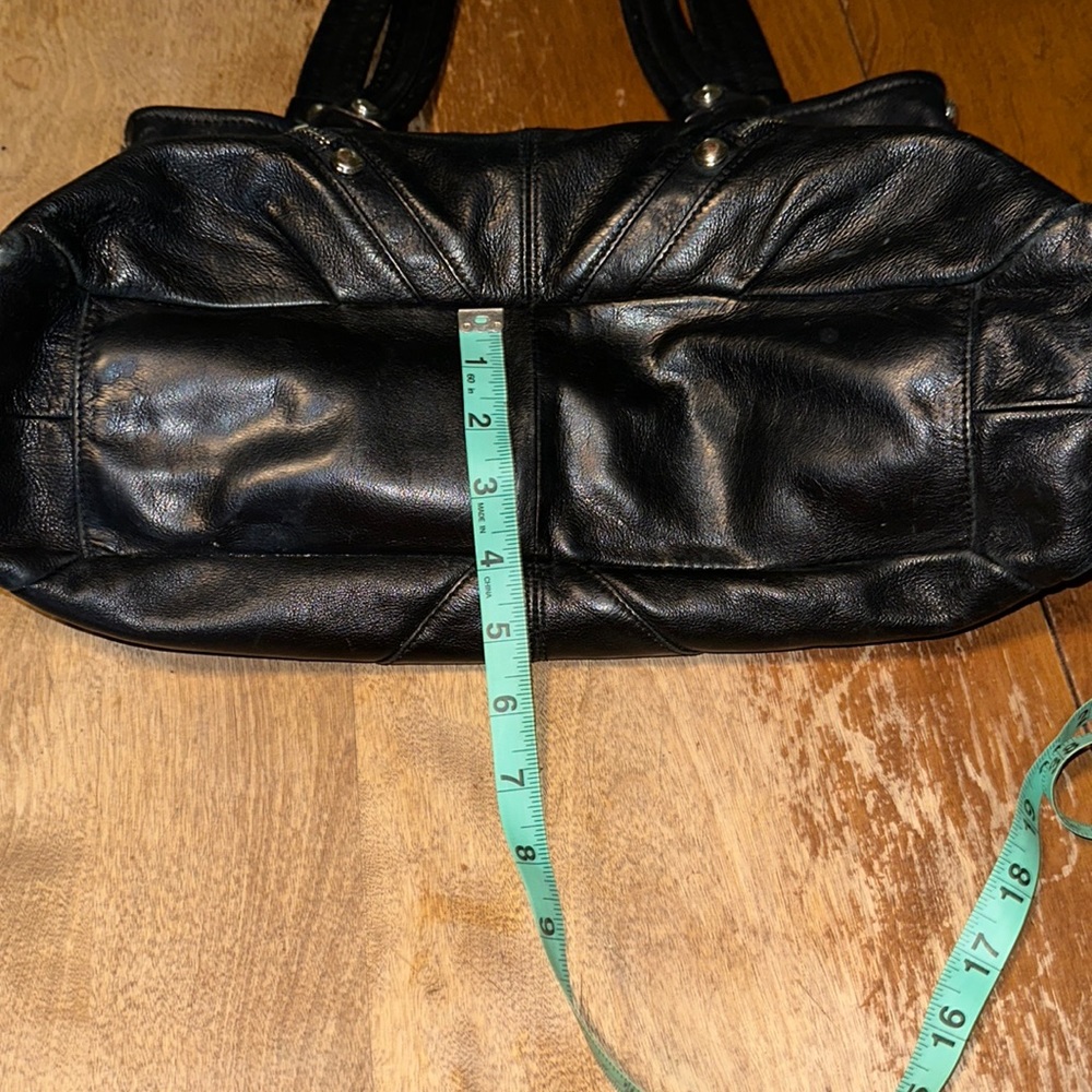 B MAKOWSKY 100% Genuine Leather Black Purse - Picture 10 of 17